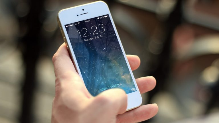 Apple aurait trouvé une solution pour les failles de l’iPhone liées à l’espionnage