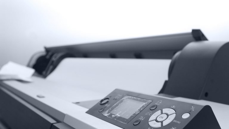 Une imprimante grand format acquise en quelques clics, chez un véritable expert