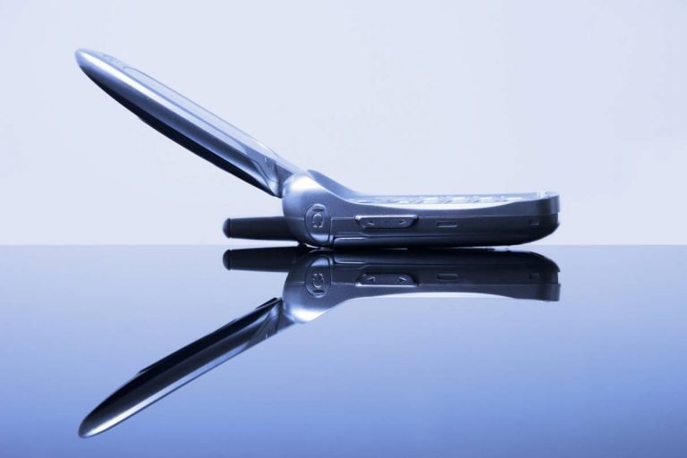 Les nombreux avantages du téléphone à clapet !
