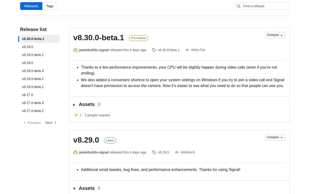 Page des versions de Signal Desktop sur GitHub : v8.30.0-beta.1 en préversion et v8.29.0 marquée comme dernière version stable